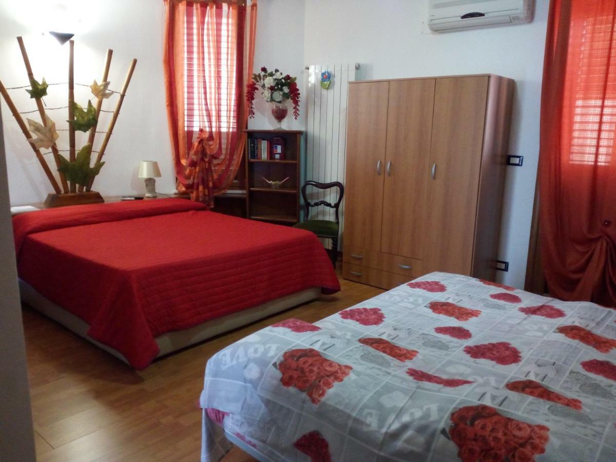 B&B Leonida Taranto Luaran gambar